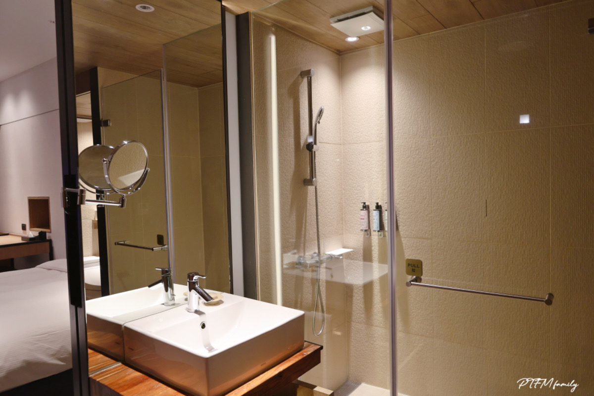 ★台北住宿推薦★ 柯達大飯店台北南京館，高鐵飯店聯票-訂房享加購高鐵票78折起的優惠，位置便利鄰近台北小巨蛋，商務客人或家庭旅遊都很推薦的質感飯店