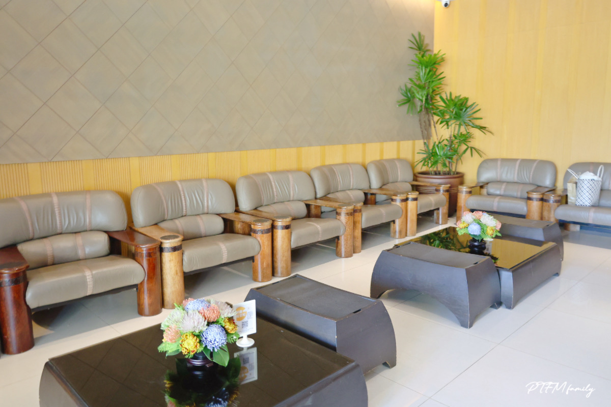 ★台中泡湯飯店推薦★ 日光溫泉會館，一泊二食含早晚餐暢玩飯店設施，大推戶外大眾SPA池一年四季都適合(已結團)