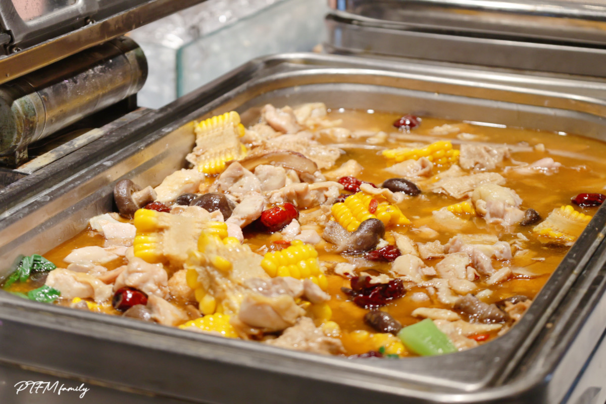 ★台中泡湯飯店推薦★ 日光溫泉會館，一泊二食含早晚餐暢玩飯店設施，大推戶外大眾SPA池一年四季都適合(已結團)