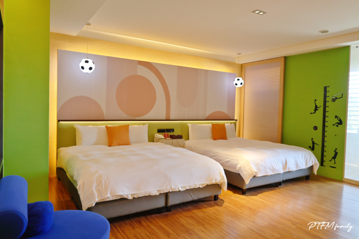 ★台中泡湯飯店推薦★ 日光溫泉會館，一泊二食含早晚餐暢玩飯店設施，大推戶外大眾SPA池一年四季都適合(已結團)