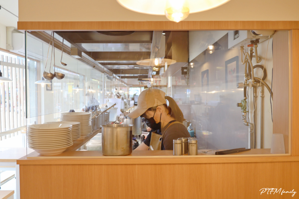 ★彰化餐廳推薦★ 東京家庭義大利麵 彰化員林店，平價現炒義大利麵很適合家庭和親子外食選擇 (附菜單)