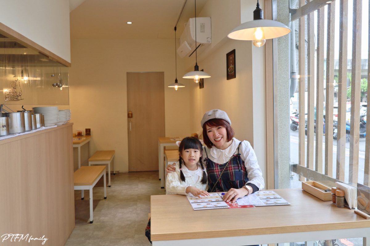 ★彰化餐廳推薦★ 東京家庭義大利麵 彰化員林店，平價現炒義大利麵很適合家庭和親子外食選擇 (附菜單)