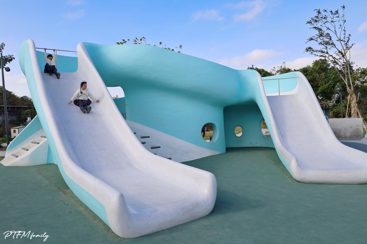 ★彰化最新公園★ 八卦山天空遊戲場，彷彿漫步在雲端的特色天空藍遊戲場，鄰近八卦山大佛風景區可以一起順遊安排