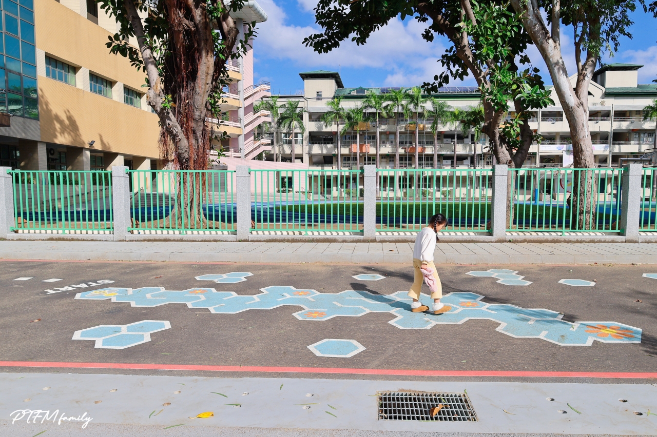 新北最新公園｜新莊快樂公園，蜂巢主題遊戲塔，全齡共享的複合式遊戲場