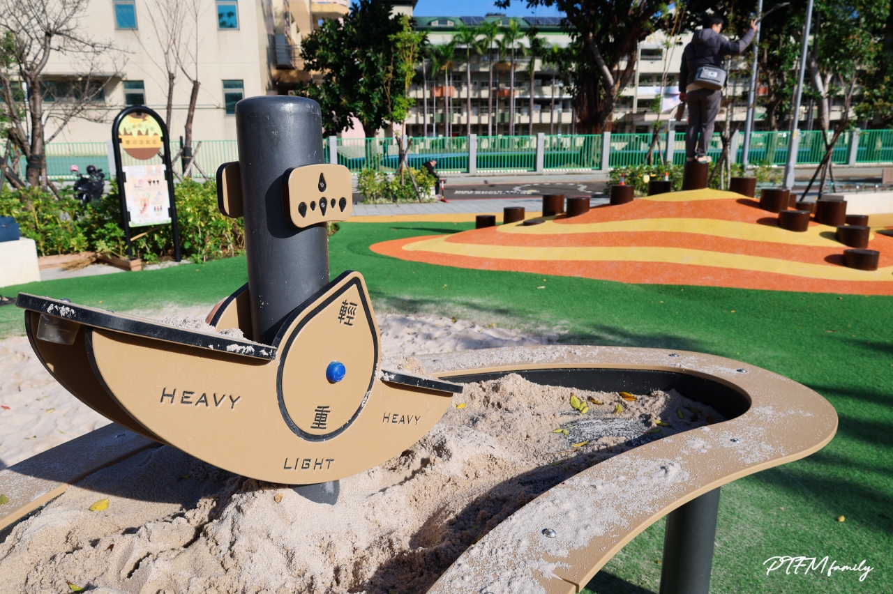 新北最新公園｜新莊快樂公園，蜂巢主題遊戲塔，全齡共享的複合式遊戲場