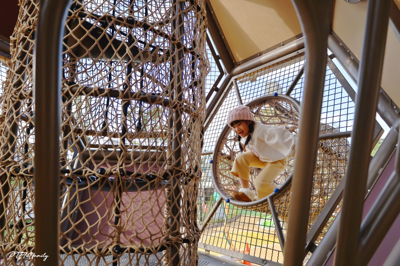 新北最新公園｜新莊快樂公園，蜂巢主題遊戲塔，全齡共享的複合式遊戲場