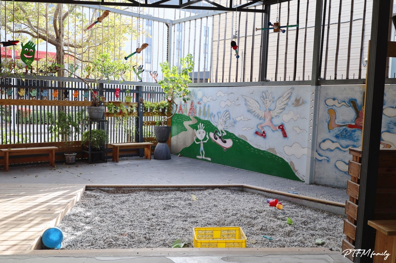 彰化親子景點｜台灣手套博物館，免門票參觀提供各種古早味童玩遊具面免費玩