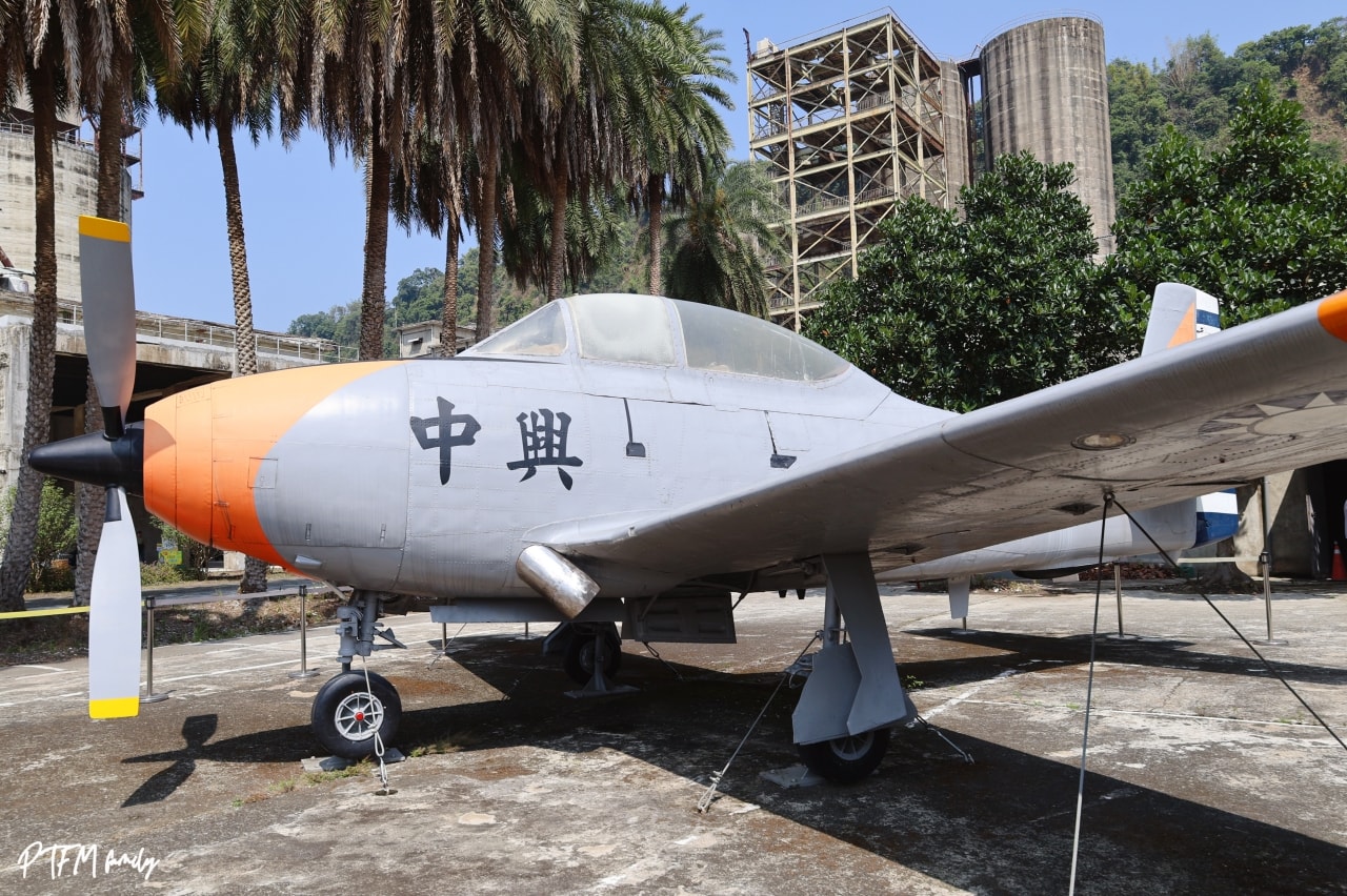 嘉義親子景點｜欣欣水泥森活園，銅板價門票只要$50可以全額折抵，挑戰當一日水泥工、玩DIY水泥多肉盆栽、聽免費導覽和玩互動遊樂設施