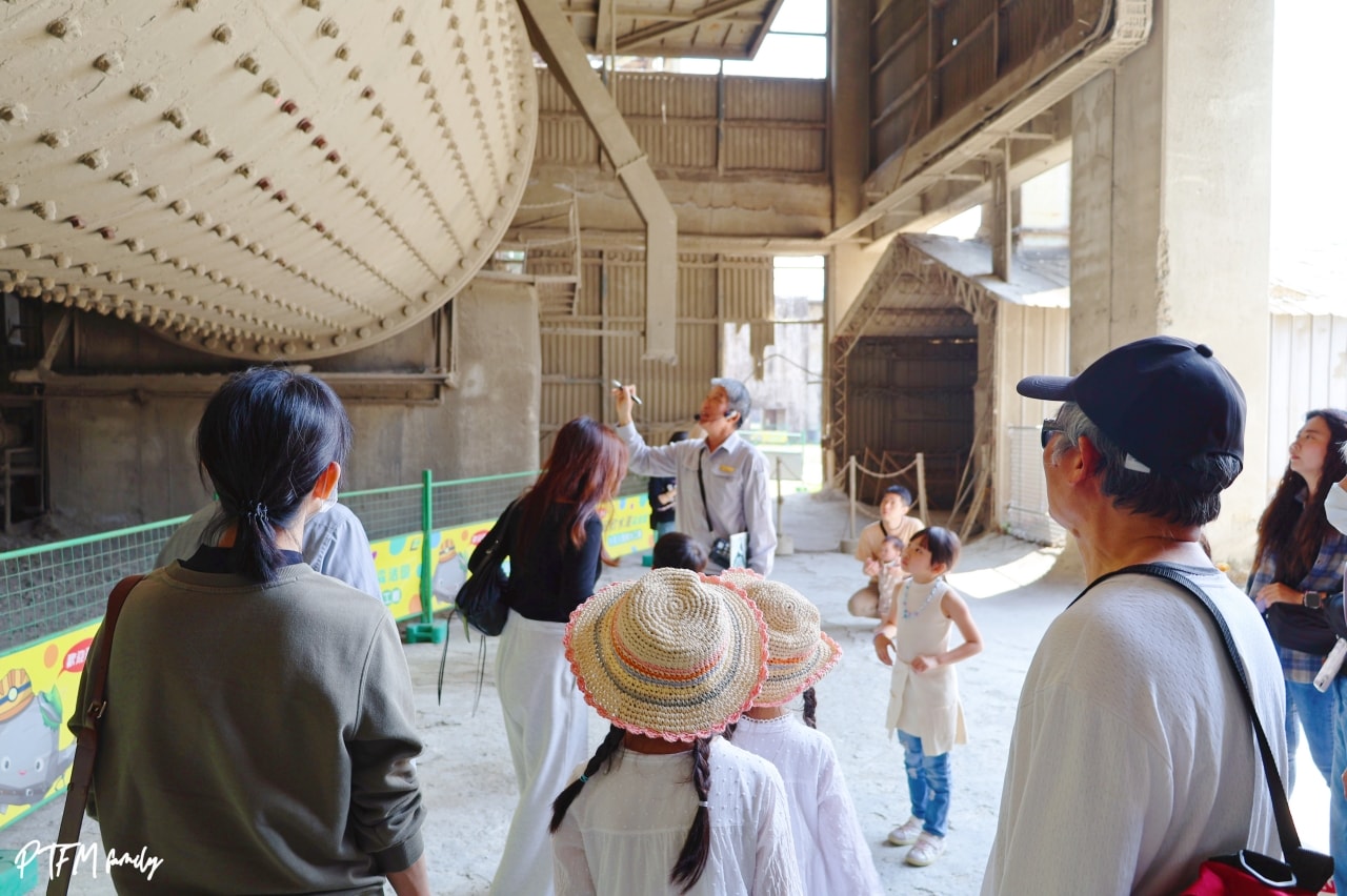 嘉義親子景點｜欣欣水泥森活園，銅板價門票只要$50可以全額折抵，挑戰當一日水泥工、玩DIY水泥多肉盆栽、聽免費導覽和玩互動遊樂設施