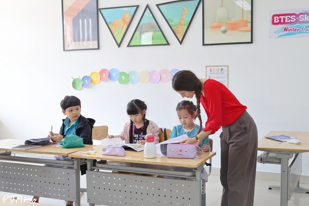 越南親子遊學｜2026越南峴港冬令營 x BTES國際語言學校2週遊學體驗分享，包括遊學費用、學校環境、課程安排和周末活動推薦