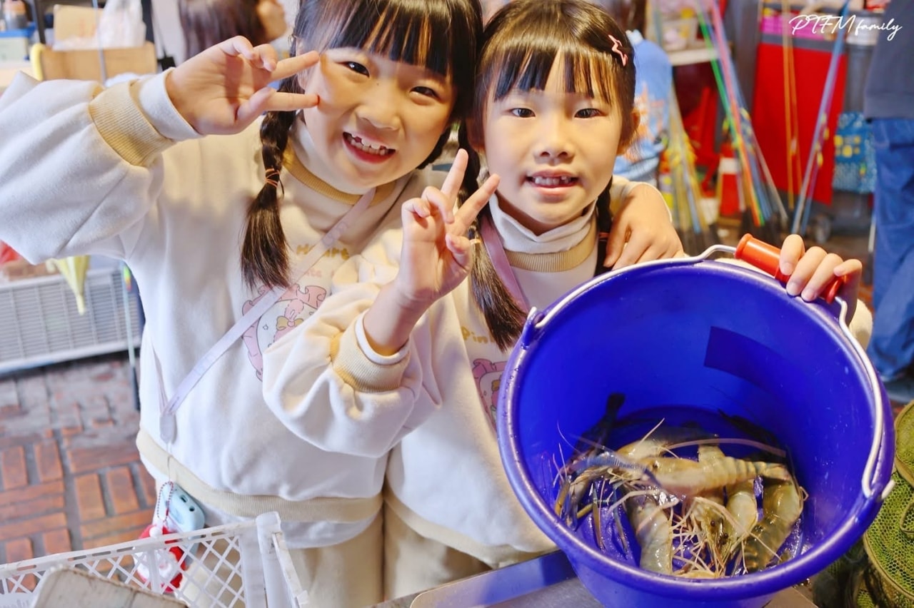 ★宜蘭親子景點★ 蘭陽蟹莊,超好釣的高人氣親子釣蝦場 google評價4.3顆星,晴雨天都適合的有吃有玩一日遊景點 - 第10張圖 ★宜蘭親子景點★ 蘭陽蟹莊,超好釣的高人氣親子釣蝦場 google評價4.3顆星,晴雨天都適合的有吃有玩一日遊景點