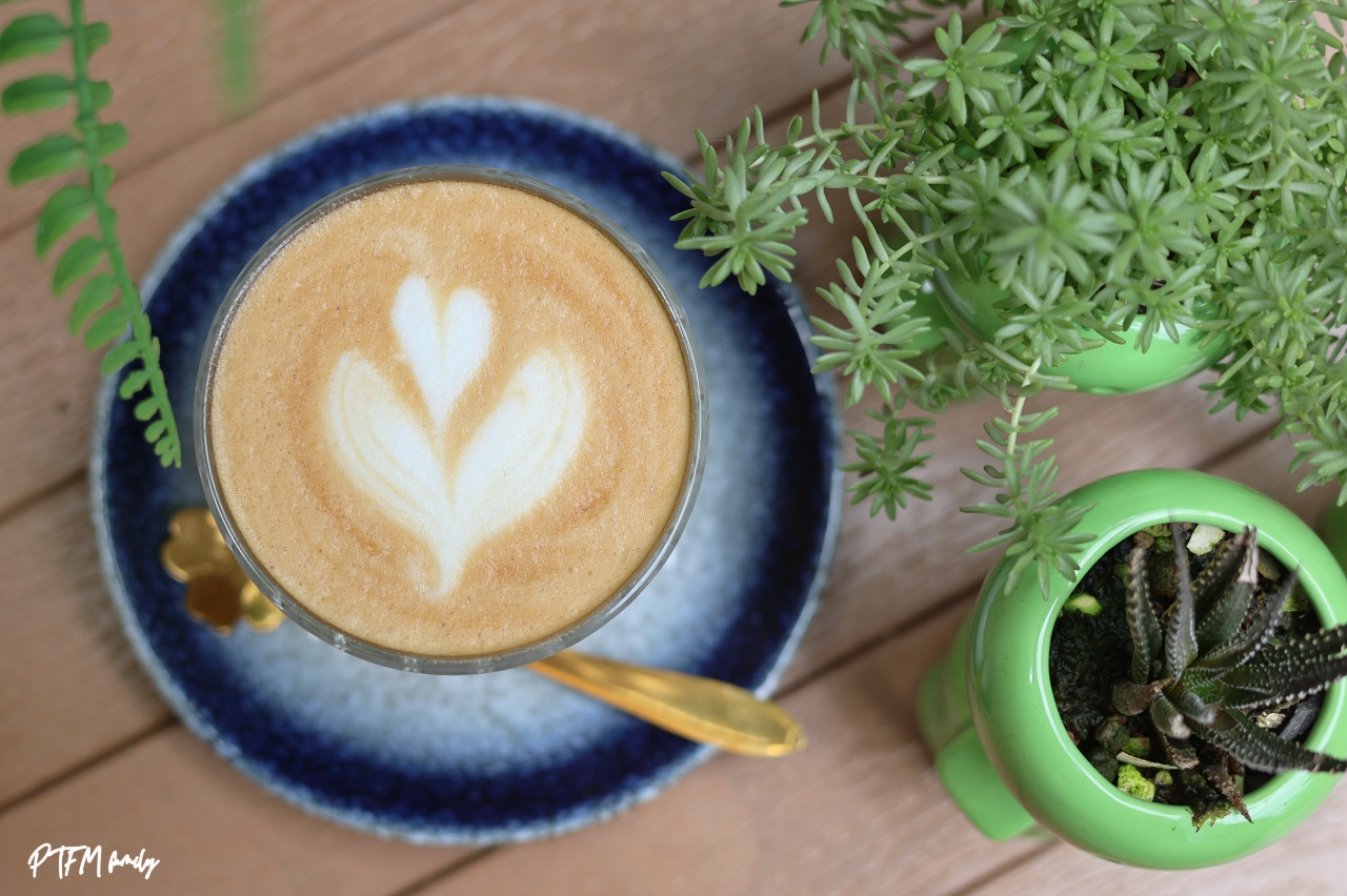 桃園咖啡廳推薦｜益棧咖啡J CAFE，韓系奶油風和露營露營風，不限時桃園最新咖啡廳