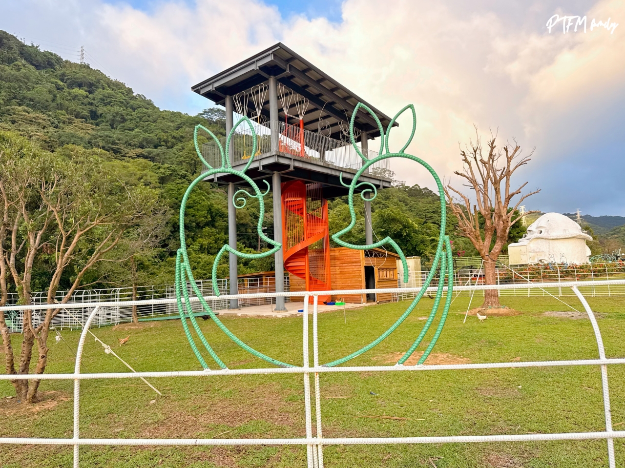 新北玩水景點｜亮山川Lands & Stream Resort Park，萬里一日遊玩水景點，有戲水池、烤肉、動物和生態藝術造景