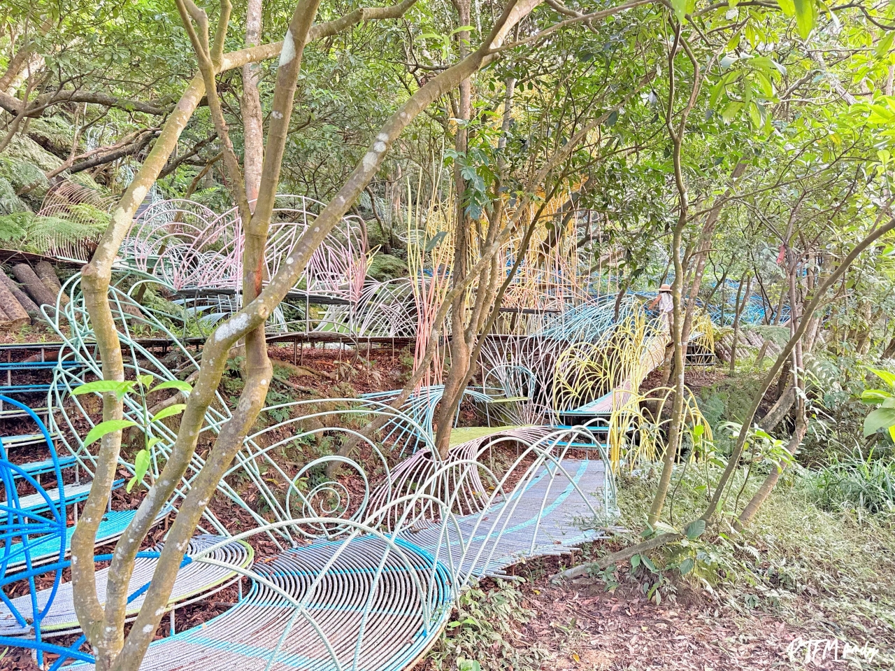 新北玩水景點｜亮山川Lands & Stream Resort Park，萬里一日遊玩水景點，有戲水池、烤肉、動物和生態藝術造景