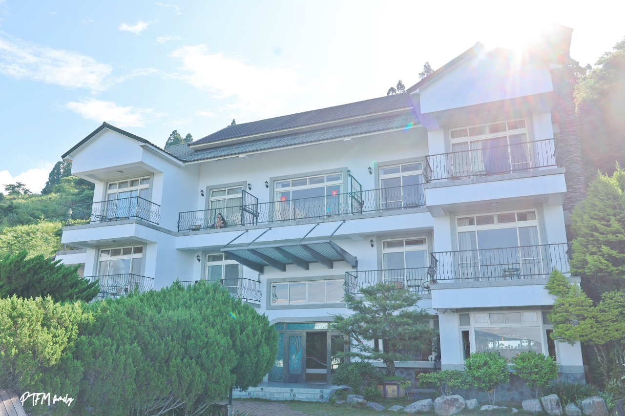 ★南投住宿推薦★ 清境天星渡假山莊，平日免費升等四人房，加碼暑假平日不加價，觀星首選的溫馨山莊夜晚有免費星空導覽可以和孩子一起數星星(已結團)